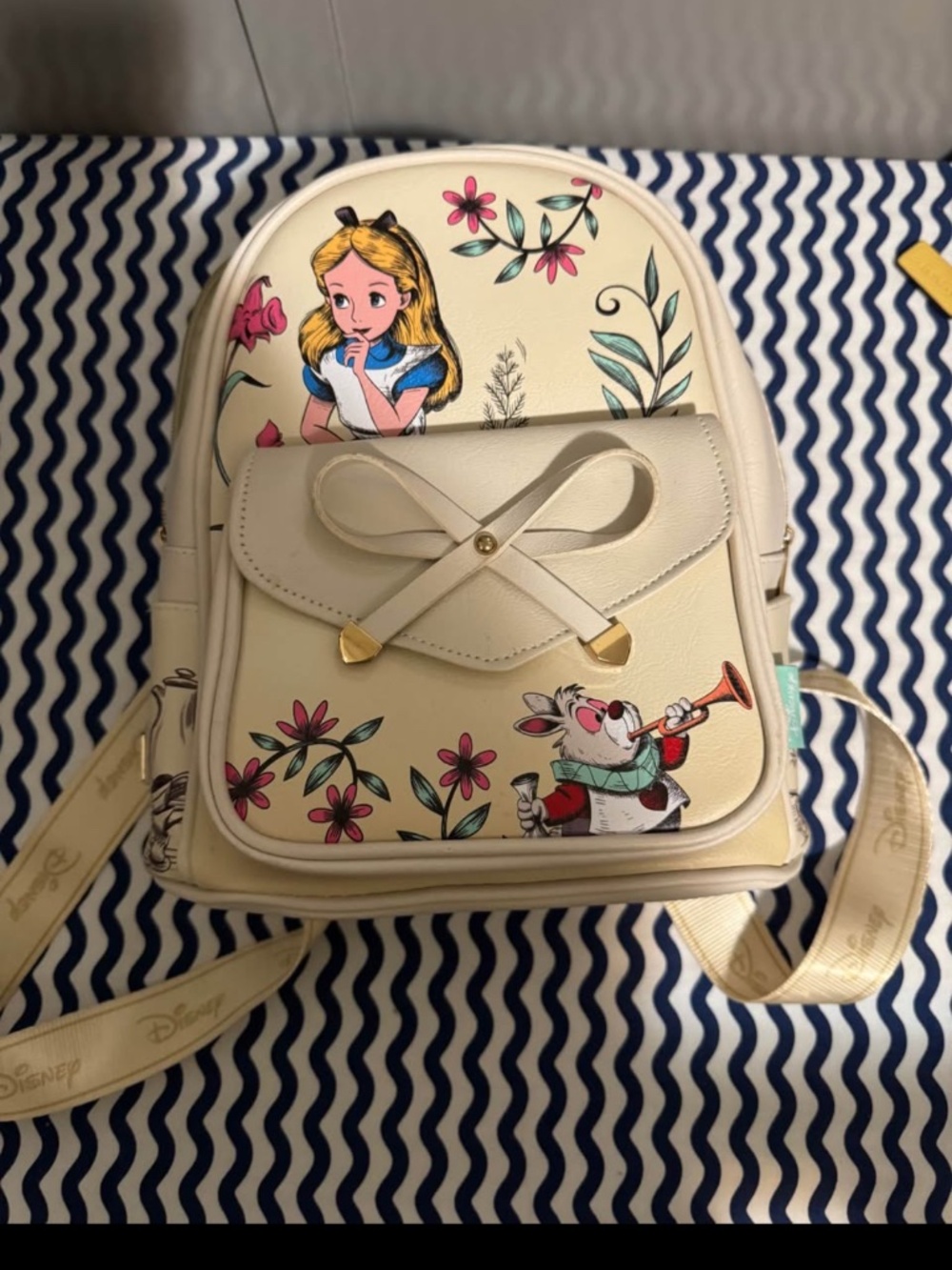 Disney Alice in Wonderland Bag
